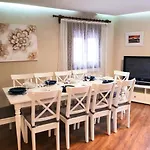 Casa de Bisagra